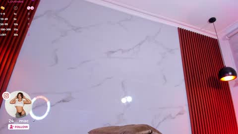 Alejandra  online show from December 20, 7:55 am