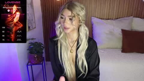 Isabella online show from January 23, 6:49 am