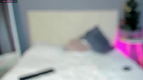 Snapshot of ameliia_castro chatting on February 7, 6:14 am Ameliia castro online show from February 7, 6:14 am