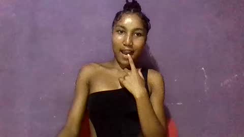 amelisy20005 online show from January 7, 4:53 pm