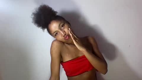 amelisy20005 online show from March 14, 10:26 pm