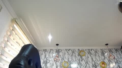 Snapshot of amell_thomson chatting on January 22, 5:38 pm Amell Thomson online show from January 22, 5:38 pm