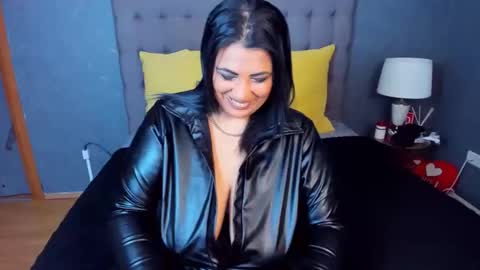 Snapshot of amelycube343767 chatting on November 28, 10:51 am amelycube343767 online show from November 28, 10:51 am