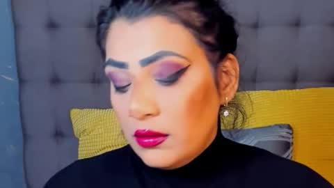 Snapshot of amelycube343767 chatting on December 14, 10:25 pm amelycube343767 online show from December 14, 10:25 pm