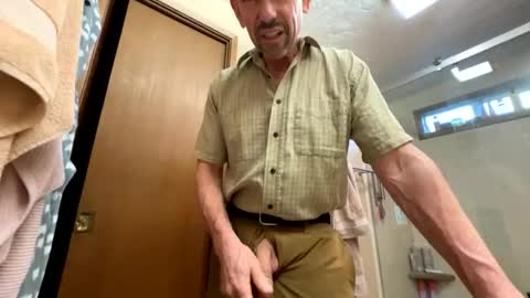 Snapshot of american_ron chatting on February 20, 4:07 pm american_ron online show from February 20, 4:07 pm