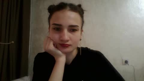 Snapshot of amethystnight_ chatting on March 4, 6:37 am Julia online show from March 4, 6:37 am