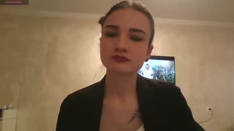 Snapshot of amethystnight_ chatting on March 6, 7:25 am Julia online show from March 6, 7:25 am