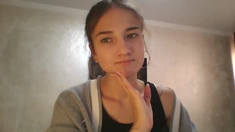 Snapshot of amethystnight_ chatting on September 17, 10:17 am Julia online show from September 17, 10:17 am