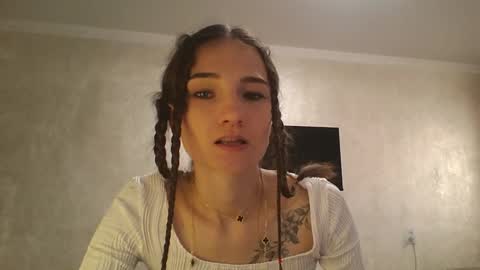 Snapshot of amethystnight_ chatting on October 7, 8:55 am Julia online show from October 7, 8:55 am