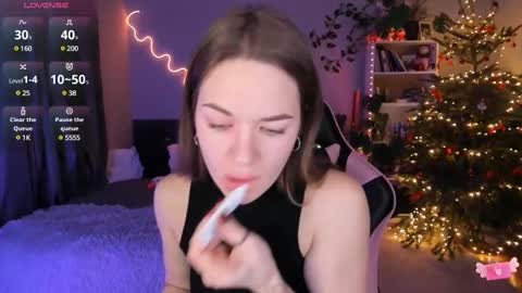 Snapshot of ami_amour_ chatting on January 24, 8:00 pm Hi-hi I am Kate welcome to my sexy room online show from January 24, 8:00 pm