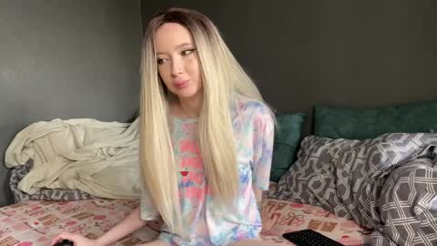 Ami Air online show from April 9, 11:04 am