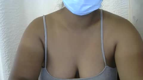 amichouu online show from November 29, 11:02 am