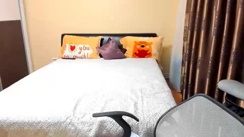 Amidalla online show from November 1, 5:37 pm