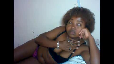 amielle_01 online show from April 15, 8:31 pm