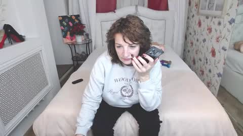 Ami online show from October 28, 7:56 am