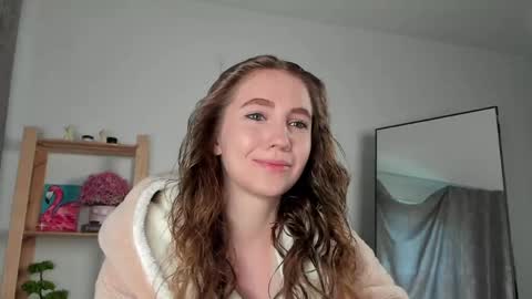 Emily online show from May 18, 9:48 am