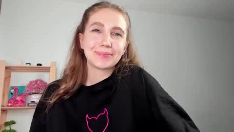 Emily online show from June 3, 5:54 am