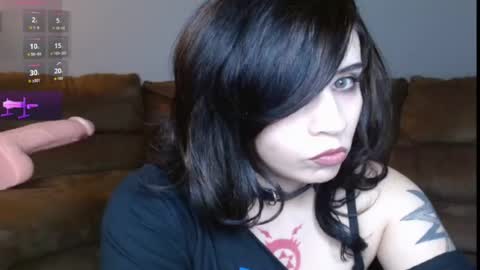 amilust online show from July 1, 6:18 pm