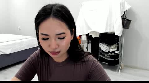 Amina online show from January 9, 2:31 pm