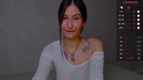 Snapshot of aminegulse chatting on October 21, 11:38 pm Camilla online show from October 21, 11:38 pm