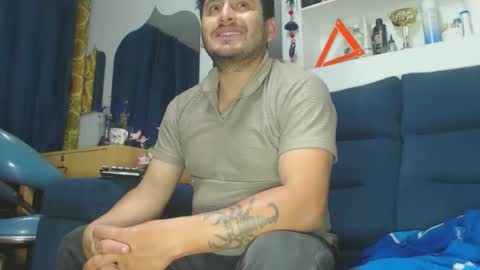 Snapshot of amirramijamalgordibuenohot chatting on March 6, 9:33 pm amirramijamalgordibuenohot online show from March 6, 9:33 pm