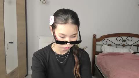 Snapshot of amiya_cute chatting on February 11, 2:33 pm Ami online show from February 11, 2:33 pm