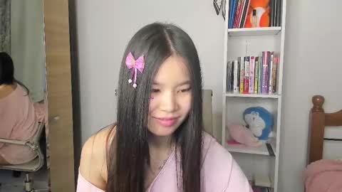 Snapshot of amiya_cute chatting on February 21, 3:02 pm Ami online show from February 21, 3:02 pm