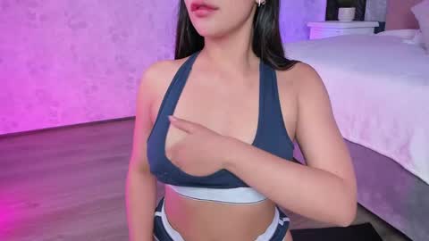 Amy online show from April 13, 11:54 pm