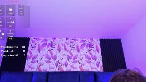 Snapshot of ammyjoness_ chatting on March 4, 9:54 pm Ammy Jones online show from March 4, 9:54 pm