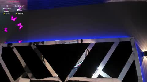 Snapshot of ammyjoness_ chatting on February 18, 7:10 pm Ammy Jones online show from February 18, 7:10 pm