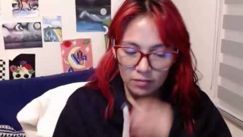 yisel online show from October 29, 12:57 am