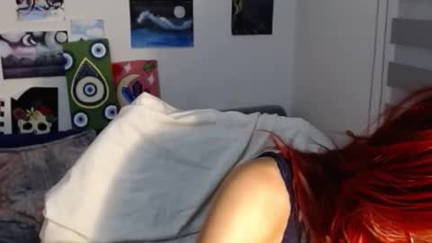 yisel online show from November 6, 4:02 am