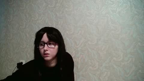 Amomira online show from December 5, 9:28 am