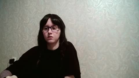 Amomira honeyx online show from December 14, 8:41 am