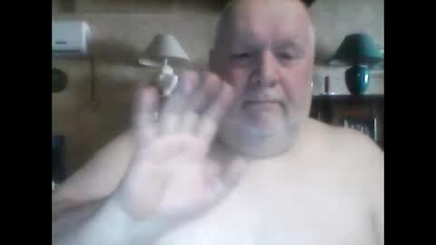Snapshot of amor196112 chatting on March 10, 9:03 am amor196112 online show from March 10, 9:03 am