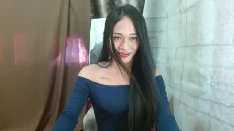 Snapshot of amor_power27 chatting on March 10, 5:43 am amor_power27 online show from March 10, 5:43 am