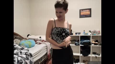 Snapshot of amoramystic chatting on September 22, 2:46 am Amora Mystic online show from September 22, 2:46 am