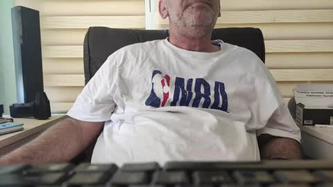 AmorLin online show from April 7, 10:05 am