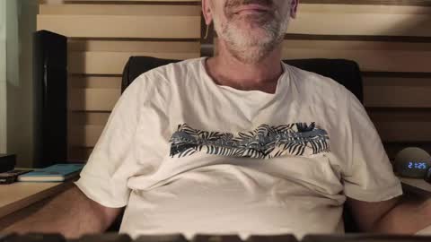 AmorLin online show from April 14, 6:25 pm