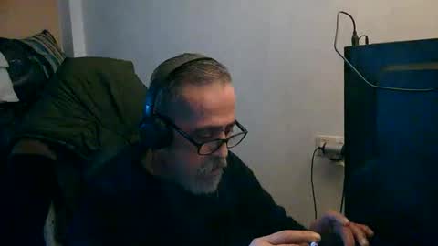 Snapshot of amoroso922 chatting on February 19, 5:31 pm amoroso922 online show from February 19, 5:31 pm