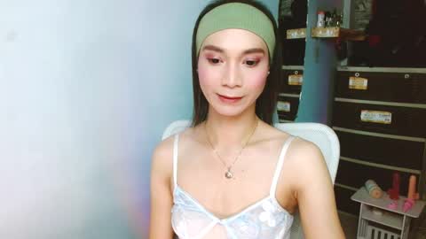 Tina online show from October 22, 7:02 pm