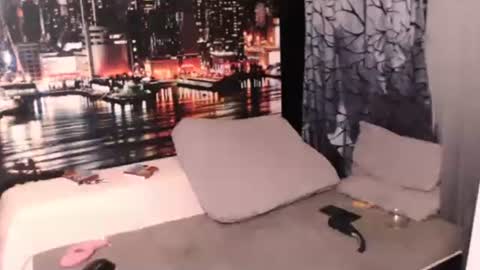 Sarah online show from September 14, 8:52 pm