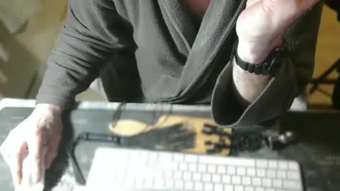 amslave4f online show from March 24, 7:08 pm