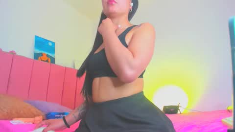 Snapshot of amy1cute chatting on November 22, 5:45 pm Amy online show from November 22, 5:45 pm