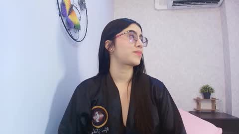 amy__wats0n online show from October 22, 7:13 pm