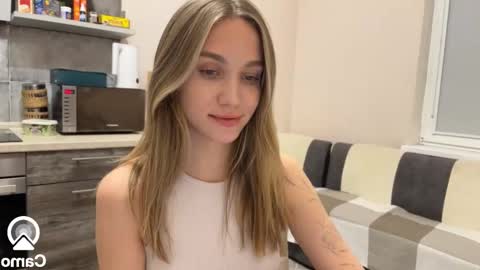 Amy Chill online show from December 12, 5:37 pm