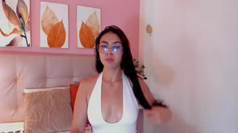 Snapshot of amy_house_ chatting on February 27, 7:47 pm Amy online show from February 27, 7:47 pm