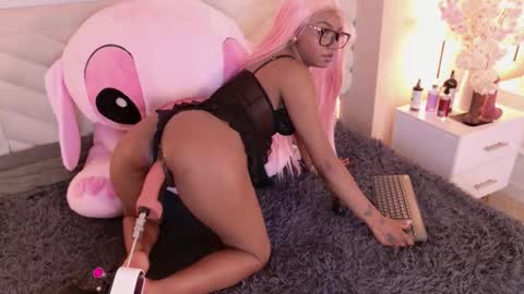 Amy online show from February 25, 8:29 pm