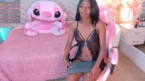 Amy online show from April 4, 7:00 pm