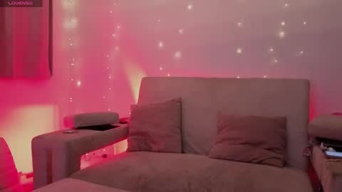 Snapshot of amy_nicolee chatting on May 14, 12:50 am Little Slut Nicolee online show from May 14, 12:50 am